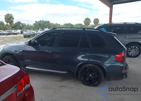 2012 BMW X5 xDrive35D z USA, uszkodzony, nr VIN 5UXZW0C53CL668888